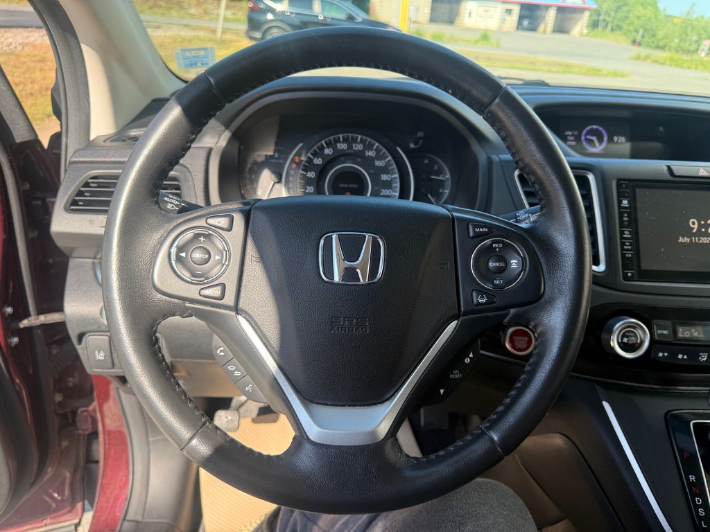 2016 Honda CR-V Touring, keyless entry, backup camera, Bluetooth in COLDBROOK, Nova Scotia - 10 - w1024h768px