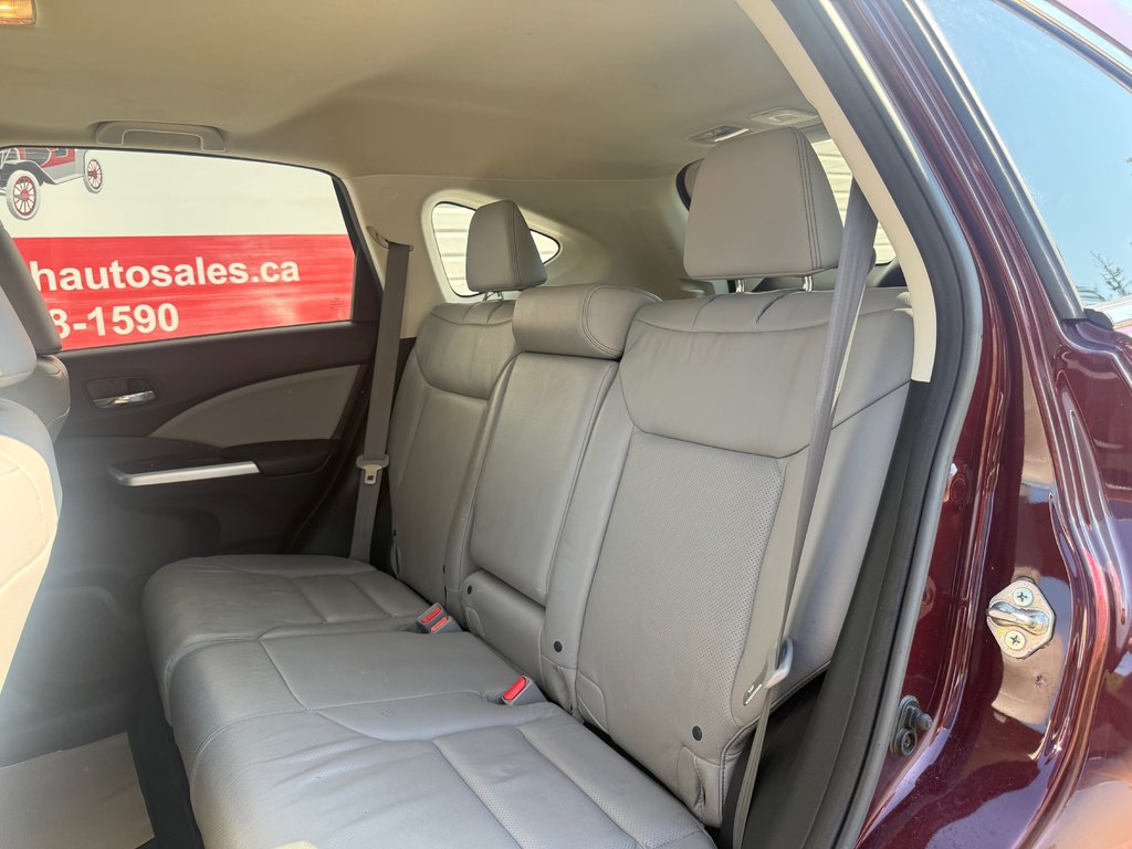 2016 Honda CR-V Touring, keyless entry, backup camera, Bluetooth in COLDBROOK, Nova Scotia - 16 - w1024h768px