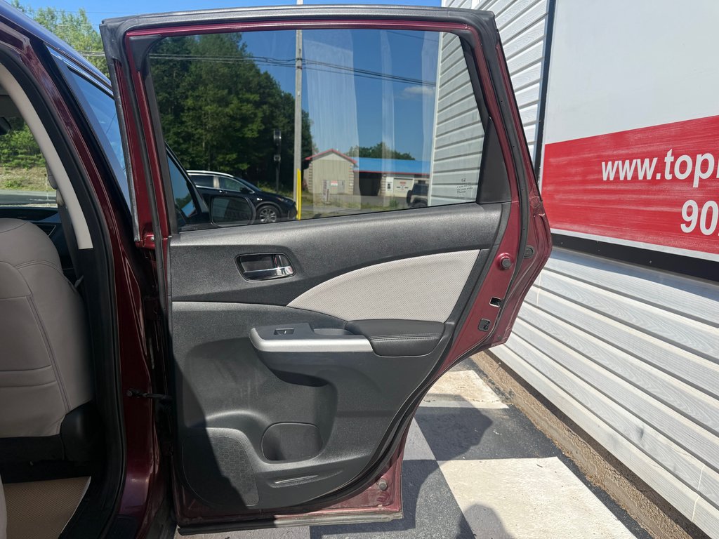 2016 Honda CR-V Touring, keyless entry, backup camera, Bluetooth in COLDBROOK, Nova Scotia - 18 - w1024h768px
