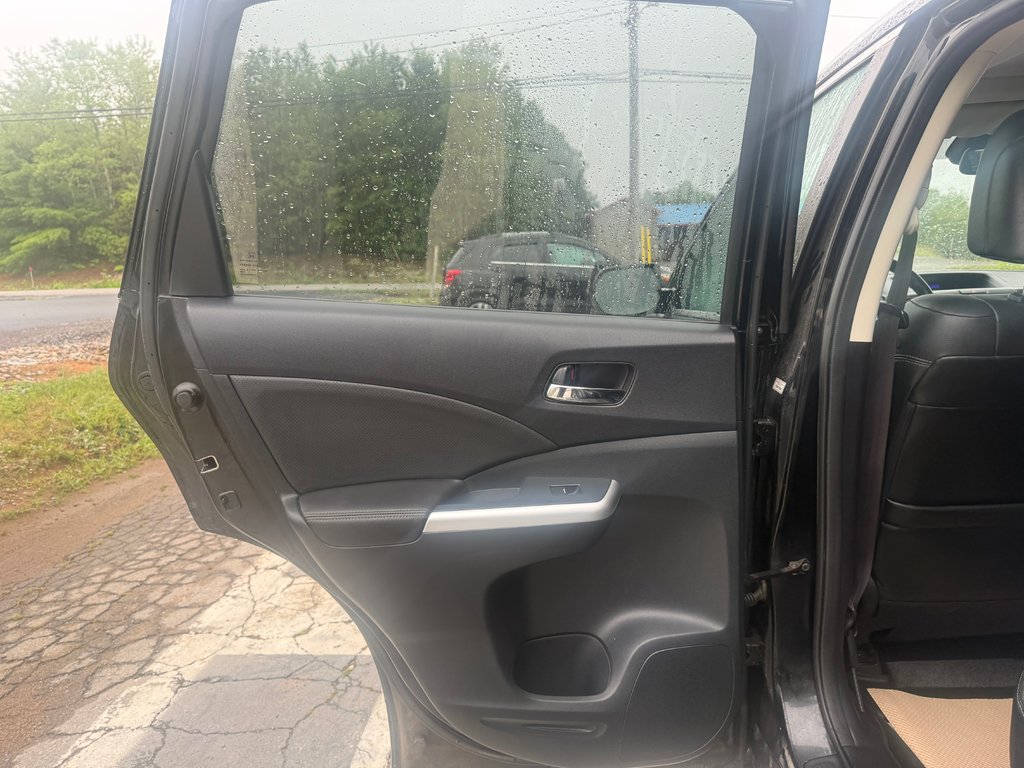 Honda CR-V Touring, keyless entry, backup camera, Bluetooth 2016 à COLDBROOK, Nouvelle-Écosse - 14 - w1024h768px