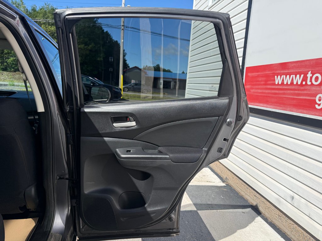 2016 Honda CR-V LX, keyless entry, backup camera, Bluetooth in COLDBROOK, Nova Scotia - 16 - w1024h768px