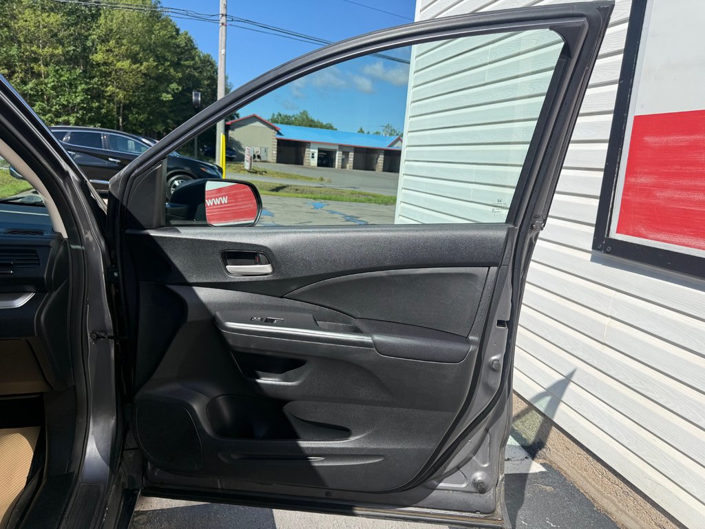 2016 Honda CR-V LX, keyless entry, backup camera, Bluetooth in COLDBROOK, Nova Scotia - 18 - w1024h768px