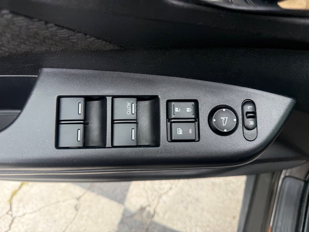 2016 Honda CR-V EX, Keyless entry, MP3, Cruise control in COLDBROOK, Nova Scotia - 8 - w1024h768px