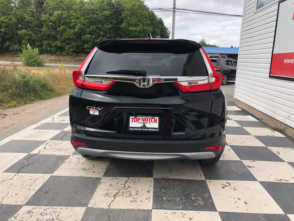 CR-V LX, Hands Free, cruise control, reverse camera, 2017 à COLDBROOK, Nouvelle-Écosse - 5 - w1024h768px