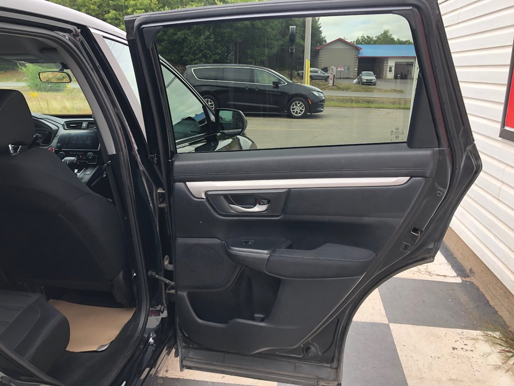 2017  CR-V LX, Hands Free, cruise control, reverse camera, in COLDBROOK, Nova Scotia - 21 - w1024h768px