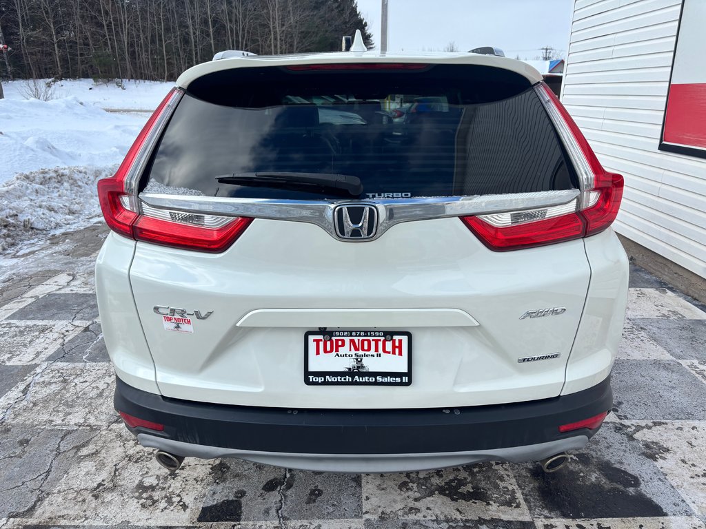 2017 Honda CR-V Touring - sunroof, power seats, heated seats, a/c in COLDBROOK, Nova Scotia - 5 - w1024h768px