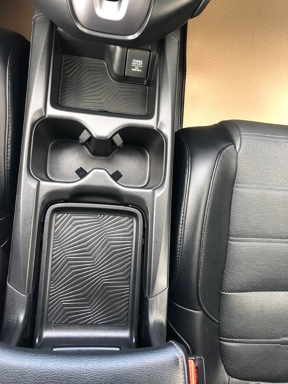 2017 Honda CR-V Touring - Sunroof, Reverse Camera, Leather Seats in COLDBROOK, Nova Scotia - 17 - w1024h768px