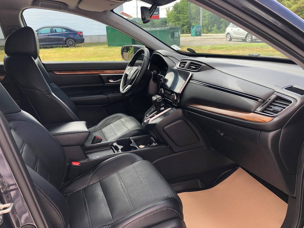 2017 Honda CR-V Touring - Sunroof, Reverse Camera, Leather Seats in COLDBROOK, Nova Scotia - 28 - w1024h768px