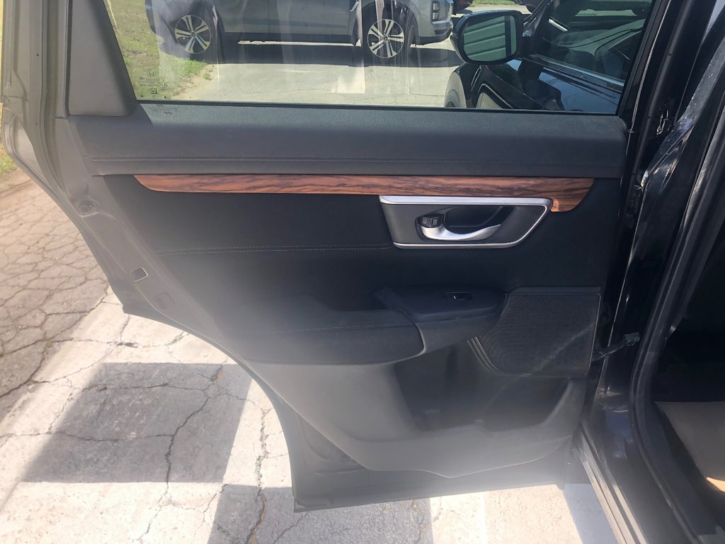 2018 Honda CR-V EX - Sunroof, Push Start, Carplay in COLDBROOK, Nova Scotia - 21 - w1024h768px