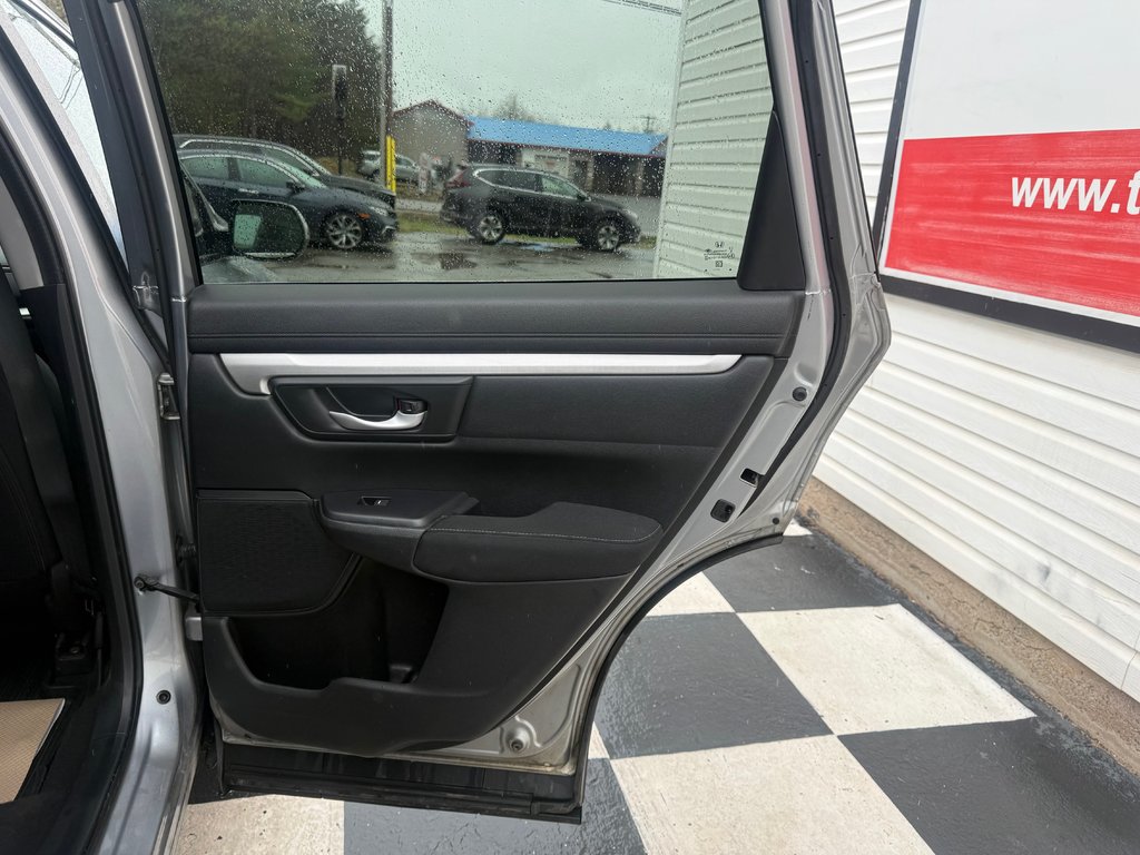 2018 Honda CR-V LX, keyless entry, backup camera, Bluetooth in COLDBROOK, Nova Scotia - 16 - w1024h768px