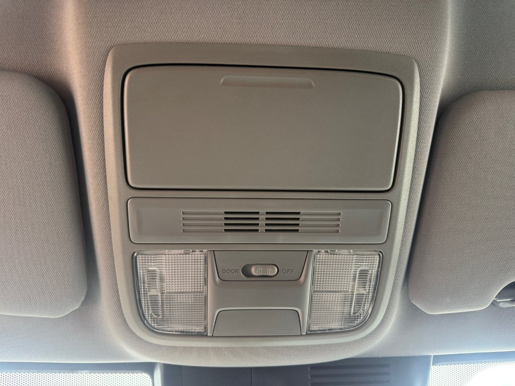 2018 Honda CR-V LX, keyless entry, backup camera, Bluetooth in COLDBROOK, Nova Scotia - 13 - w1024h768px