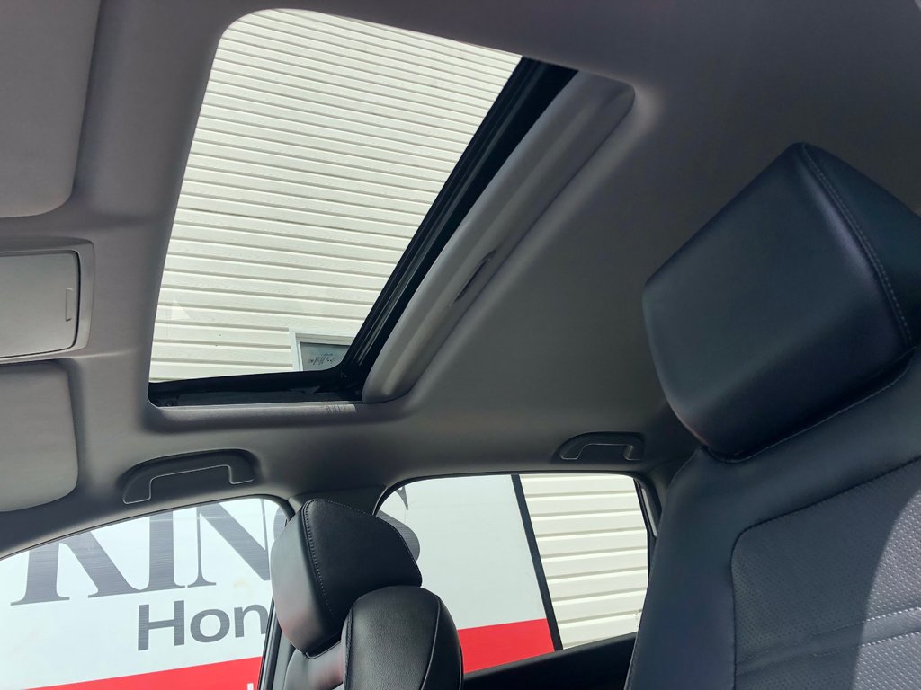 2019  CR-V EX-L, sunroof, dual climate zones, lane departure in COLDBROOK, Nova Scotia - 20 - w1024h768px