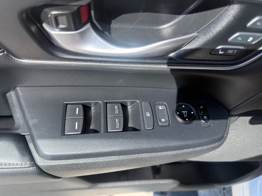 2019 Honda CR-V EX-L, keyless entry, backup camera, Bluetooth in Kentville, Nova Scotia - 8 - w1024h768px