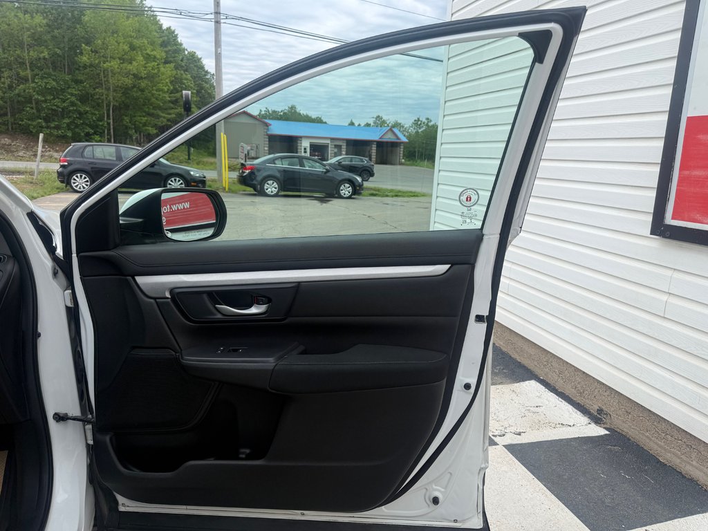 2019 Honda CR-V LX, keyless entry, backup camera, Bluetooth in COLDBROOK, Nova Scotia - 18 - w1024h768px