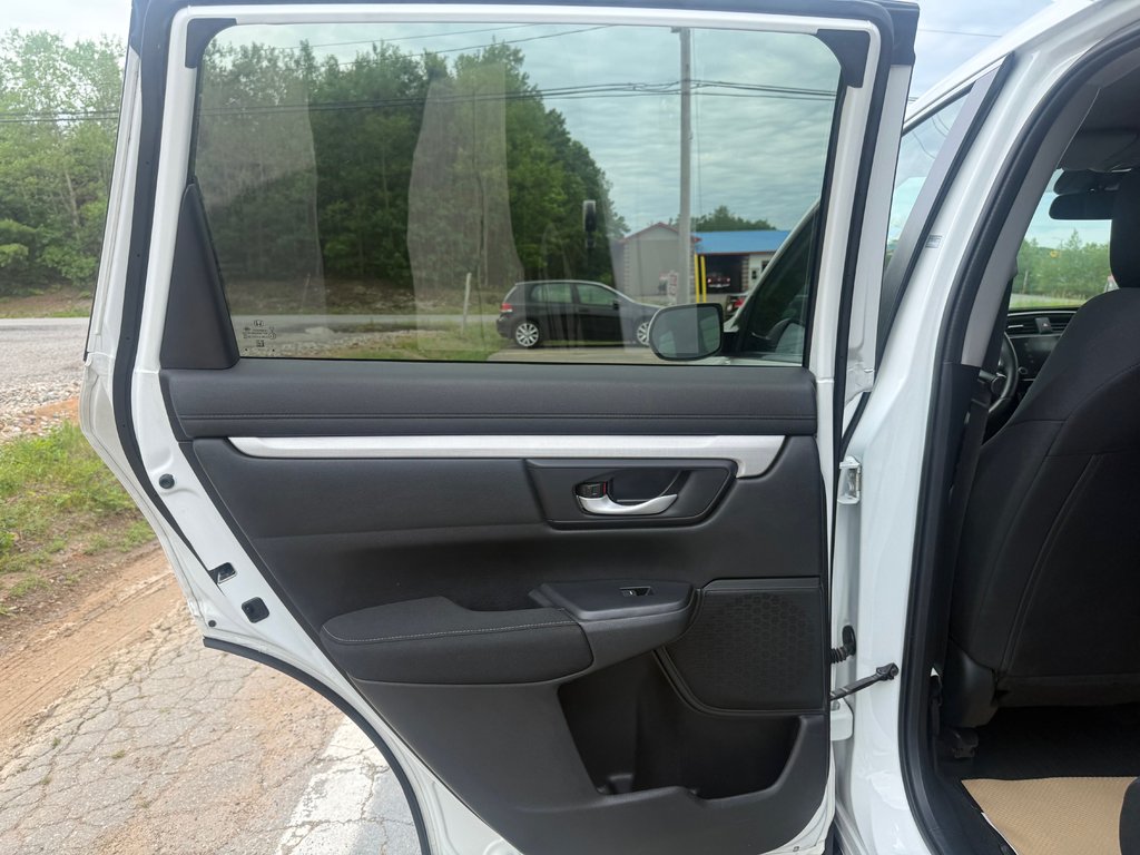 2019 Honda CR-V LX, keyless entry, backup camera, Bluetooth in COLDBROOK, Nova Scotia - 13 - w1024h768px