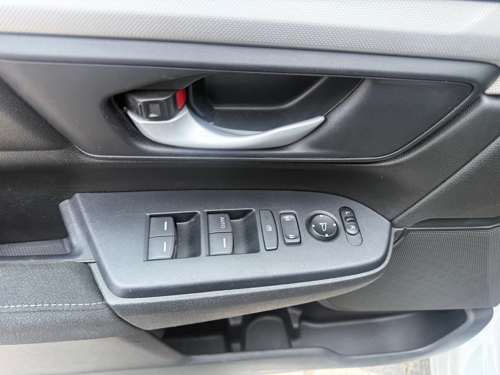 2019 Honda CR-V LX, keyless entry, backup camera, Bluetooth in COLDBROOK, Nova Scotia - 8 - w1024h768px