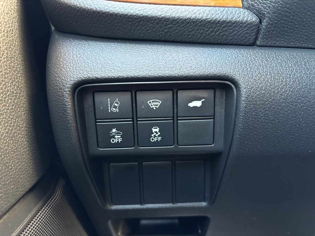 2020  CR-V EX-L - sunroof, reverse camera, dual climate zones in COLDBROOK, Nova Scotia - 9 - w1024h768px