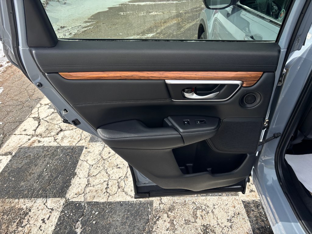 2020 Honda CR-V EX-L - sunroof, heated steering wheel, heated seat in COLDBROOK, Nova Scotia - 22 - w1024h768px