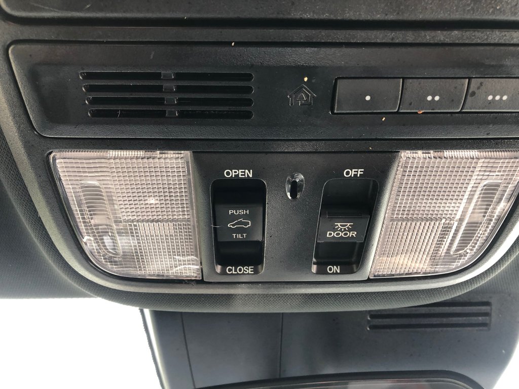 2020 Honda CR-V Sport - sunroof, dual climate zones, reverse cam in COLDBROOK, Nova Scotia - 15 - w1024h768px