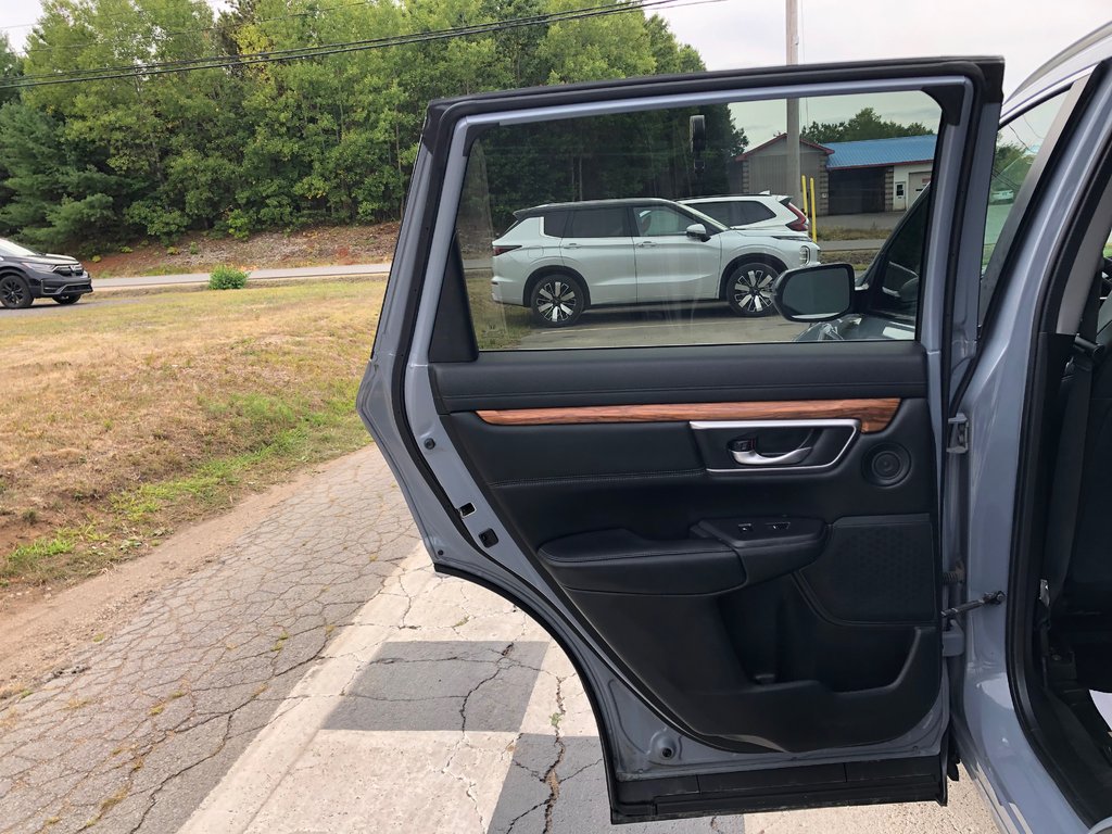 2020 Honda CR-V Touring - Reverse Camera, Carplay, Heated Seats in COLDBROOK, Nova Scotia - 21 - w1024h768px