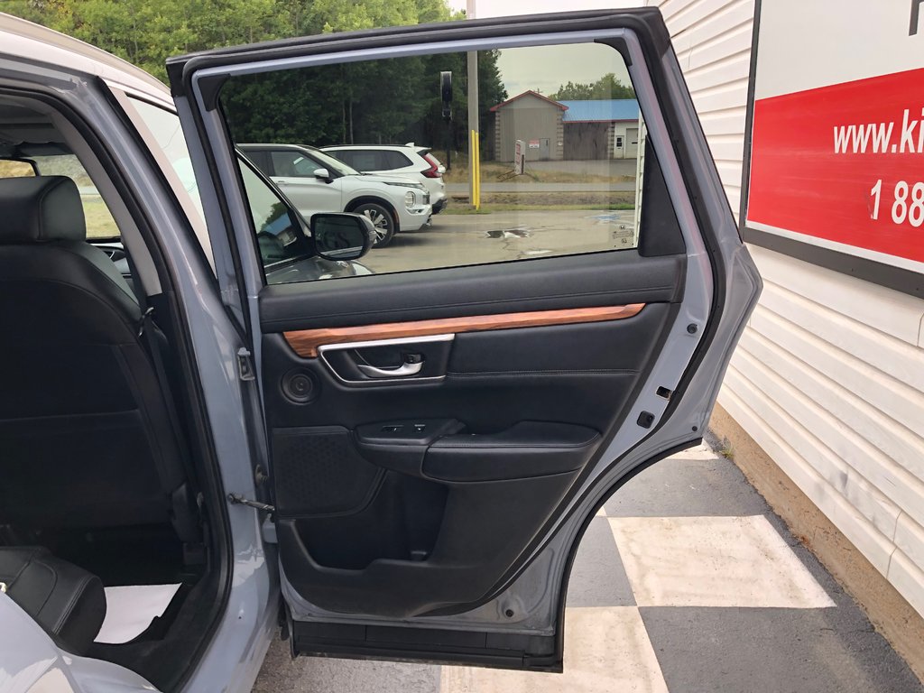 2020 Honda CR-V Touring - Reverse Camera, Carplay, Heated Seats in COLDBROOK, Nova Scotia - 25 - w1024h768px