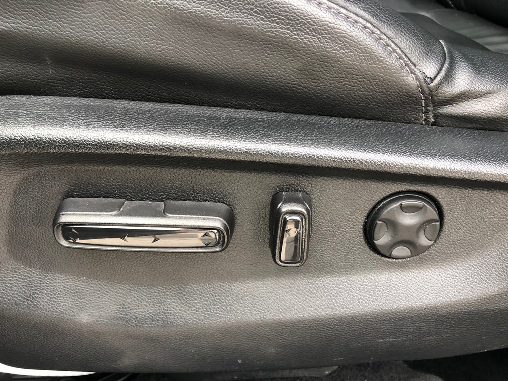 2020 Honda CR-V Touring - Reverse Camera, Carplay, Heated Seats in COLDBROOK, Nova Scotia - 19 - w1024h768px