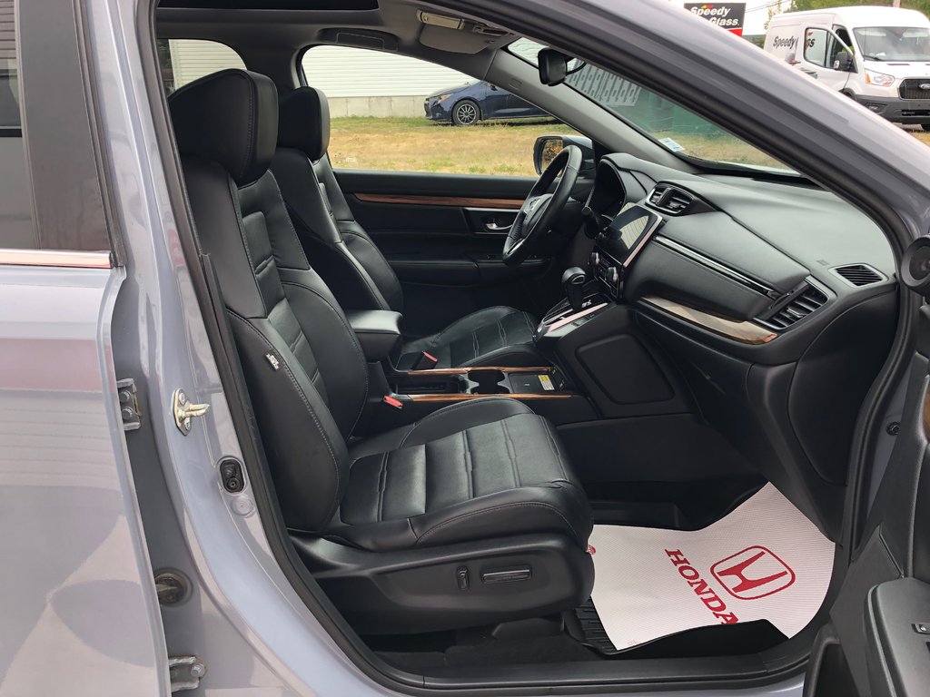 2020 Honda CR-V Touring - Reverse Camera, Carplay, Heated Seats in COLDBROOK, Nova Scotia - 27 - w1024h768px
