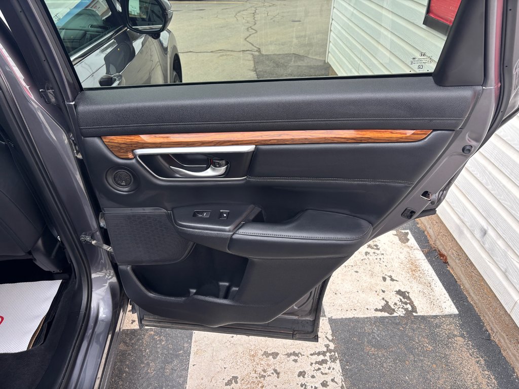 2021 Honda CR-V EX-L - sunroof, power seats, bluetooth, a/c in COLDBROOK, Nova Scotia - 25 - w1024h768px