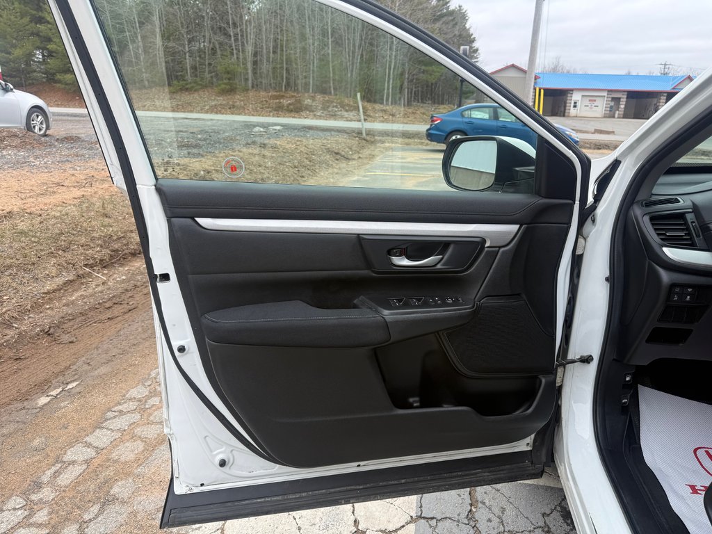 2021 Honda CR-V LX, keyless entry, backup camera, Bluetooth in COLDBROOK, Nova Scotia - 7 - w1024h768px