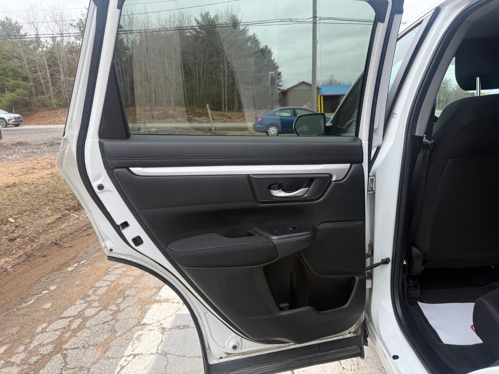 2021 Honda CR-V LX, keyless entry, backup camera, Bluetooth in COLDBROOK, Nova Scotia - 13 - w1024h768px