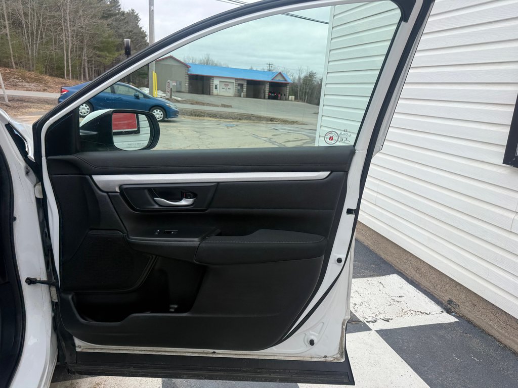 2021 Honda CR-V LX, keyless entry, backup camera, Bluetooth in COLDBROOK, Nova Scotia - 18 - w1024h768px