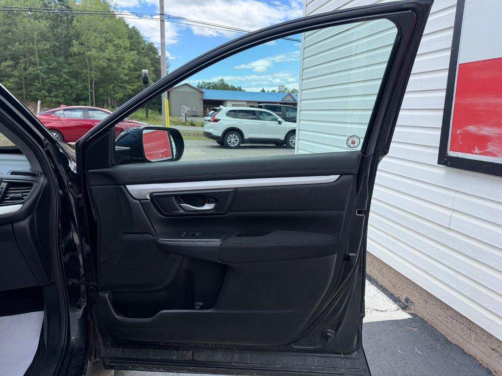 2021 Honda CR-V LX, keyless entry, backup camera, Bluetooth in COLDBROOK, Nova Scotia - 18 - w1024h768px