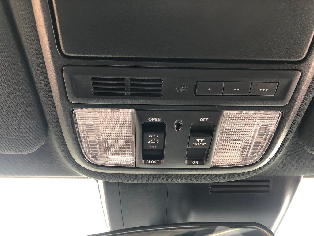2022 Honda CR-V Sport - sunroof, power seats, reverse camera, a/c in Kentville, Nova Scotia - 15 - w1024h768px