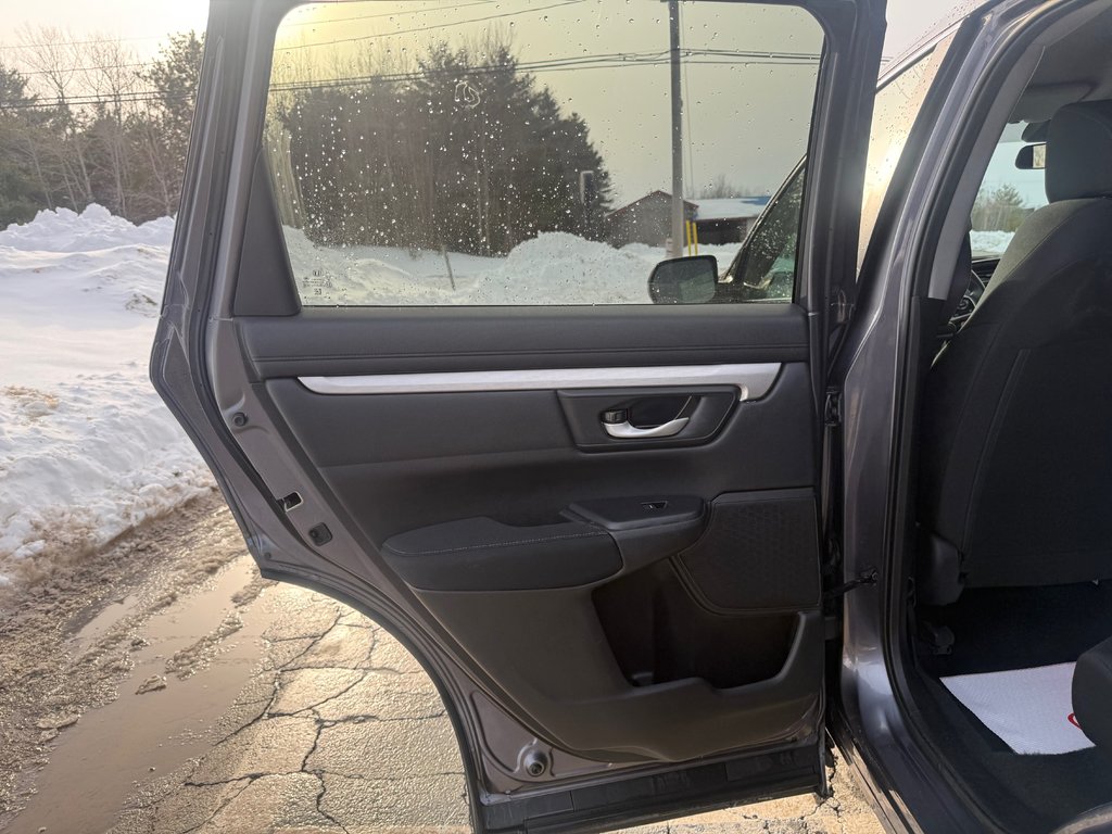2022 Honda CR-V LX, keyless entry, backup camera, Bluetooth in Kentville, Nova Scotia - 13 - w1024h768px