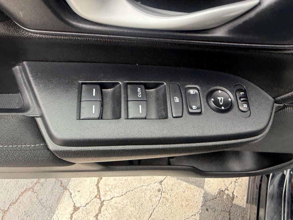 2022 Honda CR-V LX, keyless entry, backup camera, Bluetooth in Kentville, Nova Scotia - 8 - w1024h768px