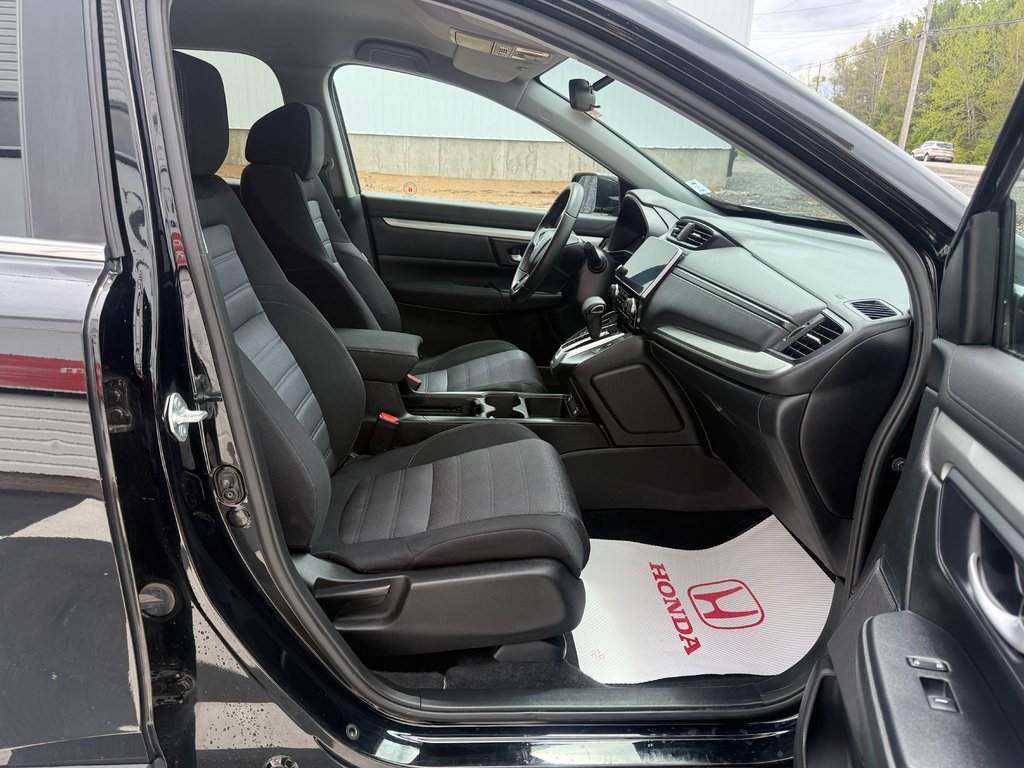 2022 Honda CR-V LX, keyless entry, backup camera, Bluetooth in Kentville, Nova Scotia - 20 - w1024h768px