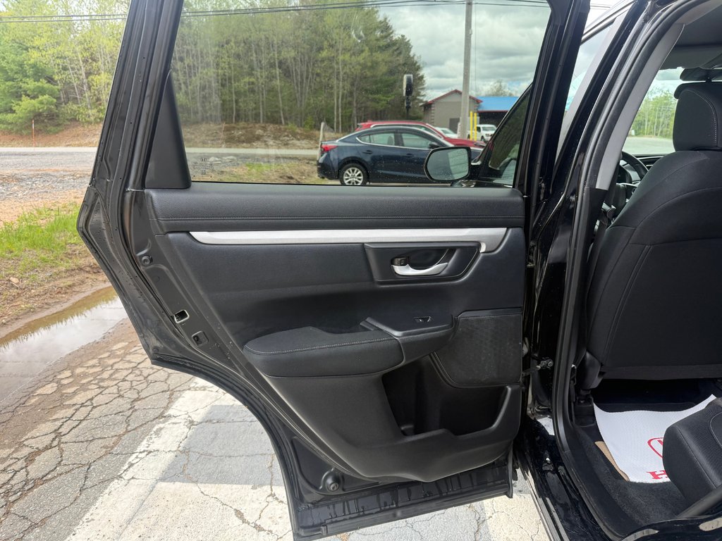 2022 Honda CR-V LX, keyless entry, backup camera, Bluetooth in Kentville, Nova Scotia - 13 - w1024h768px