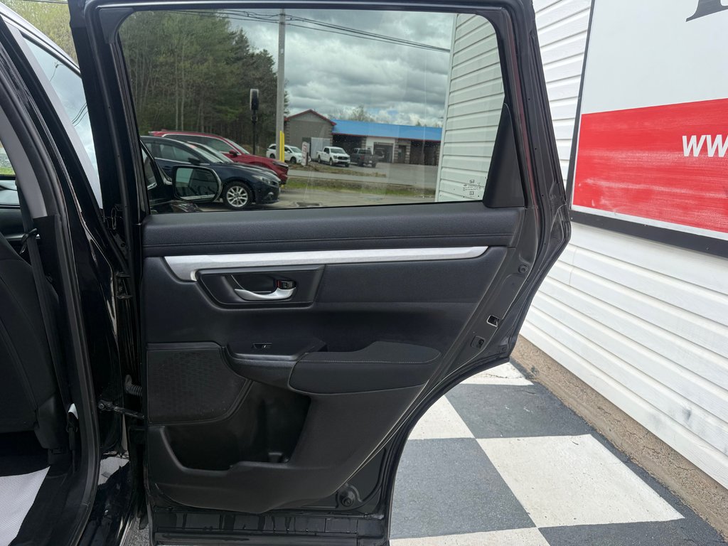 2022 Honda CR-V LX, keyless entry, backup camera, Bluetooth in Kentville, Nova Scotia - 16 - w1024h768px