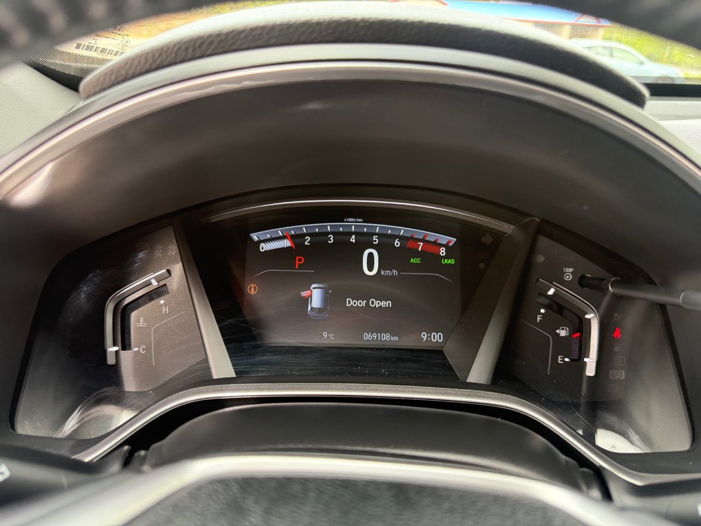 2022 Honda CR-V Touring, keyless entry, backup camera, Bluetooth in COLDBROOK, Nova Scotia - 11 - w1024h768px