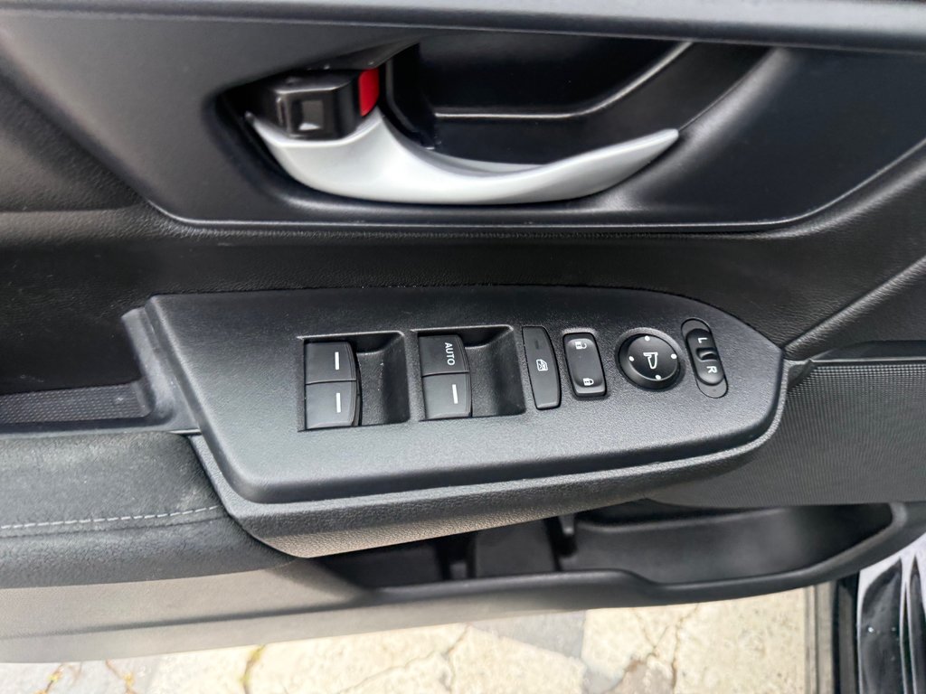 2022 Honda CR-V LX, keyless entry, backup camera, Bluetooth in Kentville, Nova Scotia - 8 - w1024h768px