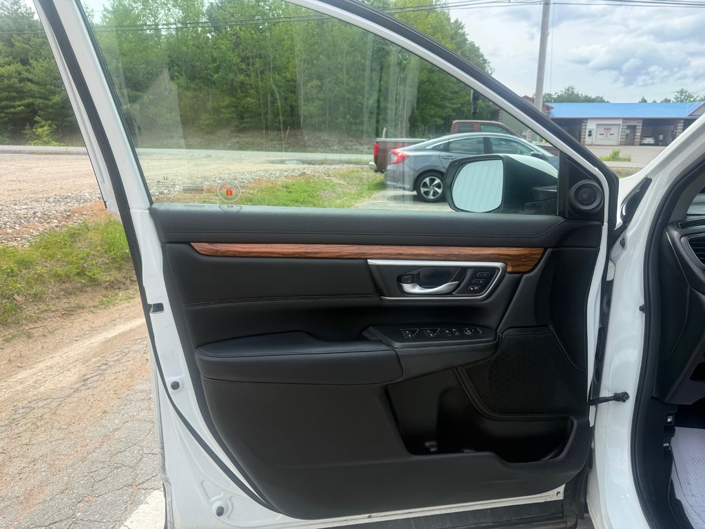 2022 Honda CR-V EX-L, keyless entry, backup camera, Bluetooth in COLDBROOK, Nova Scotia - 7 - w1024h768px