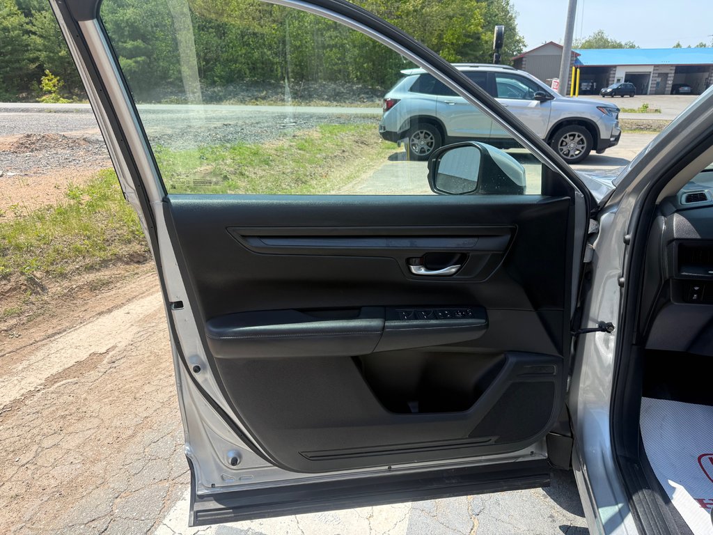Honda CR-V LX-B, keyless entry, backup camera, Bluetooth 2023 à Kentville, Nouvelle-Écosse - 7 - w1024h768px