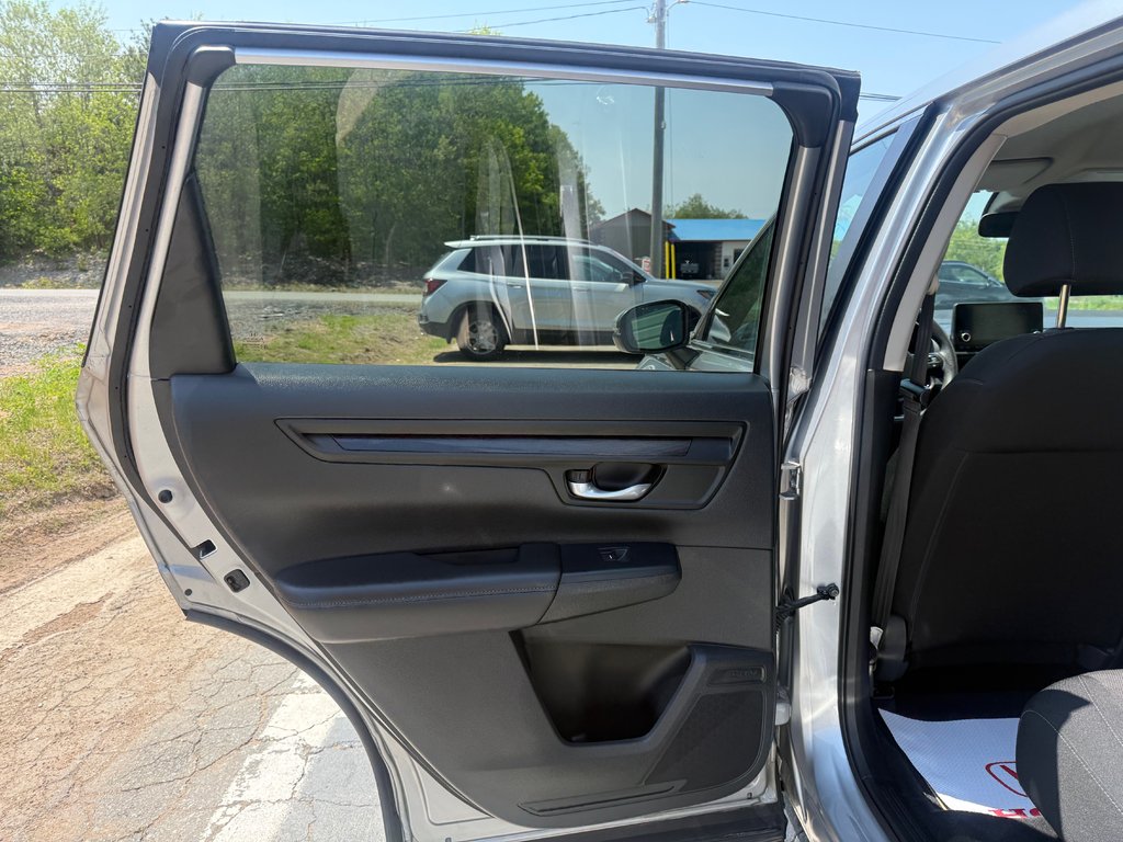 Honda CR-V LX-B, keyless entry, backup camera, Bluetooth 2023 à Kentville, Nouvelle-Écosse - 13 - w1024h768px