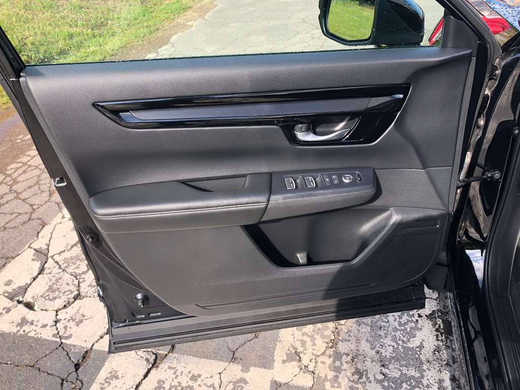 2024 Honda CR-V Sport - sunroof, power seats, hands free, a/c in Kentville, Nova Scotia - 18 - w1024h768px