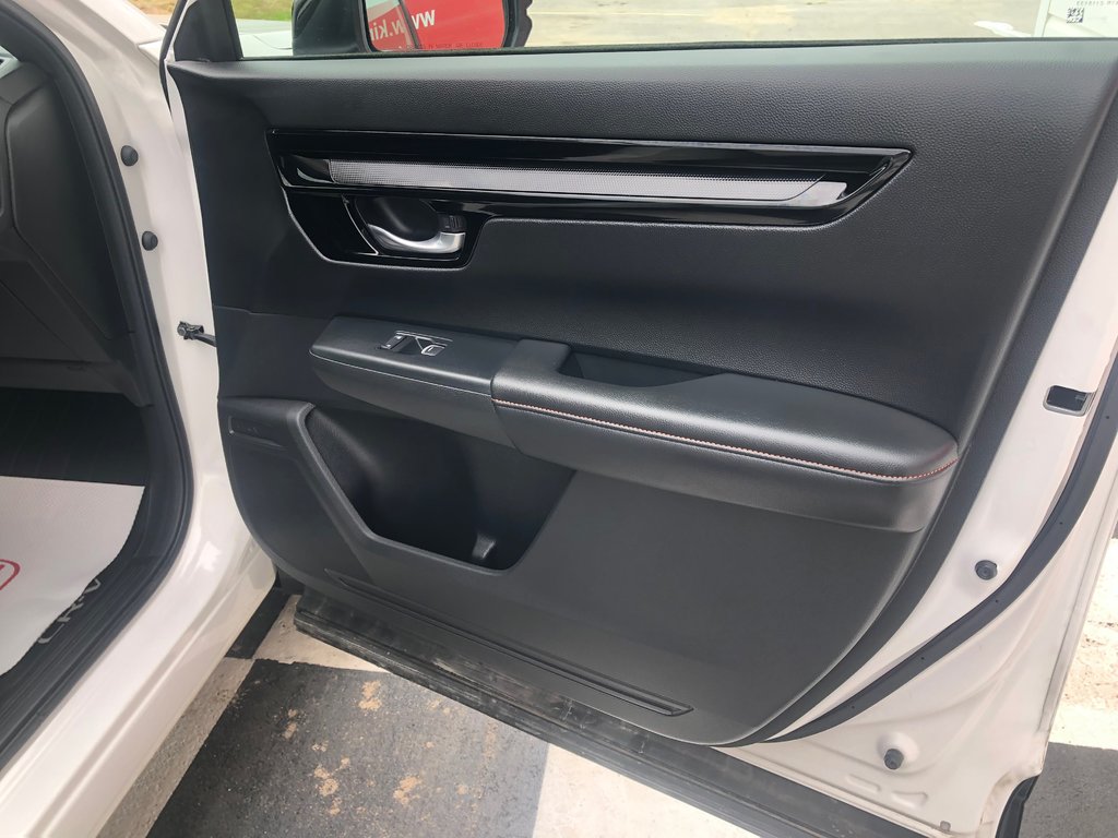 2024 Honda CR-V Touring - Leather Seats, Reverse Camera, Sun Roof in COLDBROOK, Nova Scotia - 27 - w1024h768px