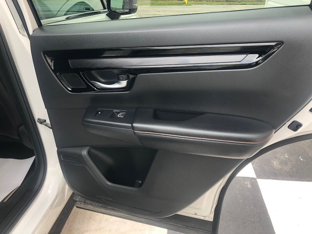 2024 Honda CR-V Touring - Leather Seats, Reverse Camera, Sun Roof in COLDBROOK, Nova Scotia - 26 - w1024h768px