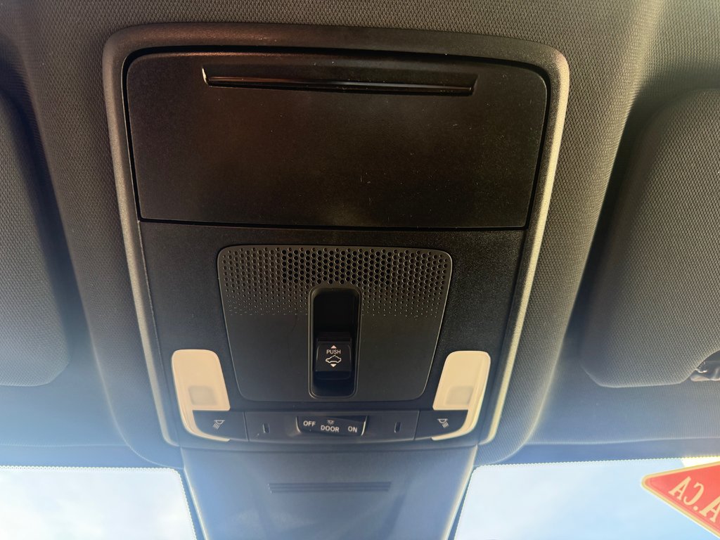 Honda CR-V Touring, Keyless entry, remote start, backup cam 2024 à Kentville, Nouvelle-Écosse - 13 - w1024h768px