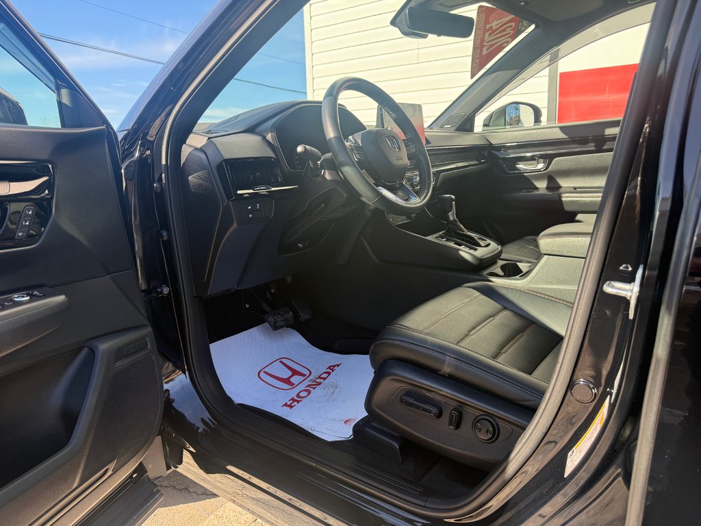 Honda CR-V Touring, Keyless entry, remote start, backup cam 2024 à Kentville, Nouvelle-Écosse - 9 - w1024h768px