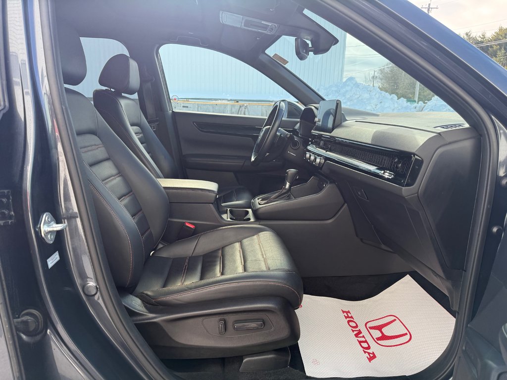 2024 Honda CR-V Touring, keyless entry, backup camera, Bluetooth in COLDBROOK, Nova Scotia - 20 - w1024h768px