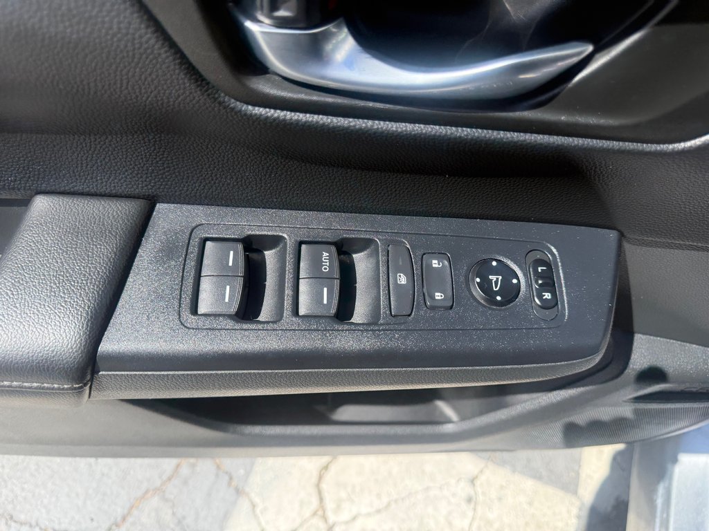 2024 Honda CR-V LX, keyless entry, backup camera, Bluetooth in Kentville, Nova Scotia - 8 - w1024h768px